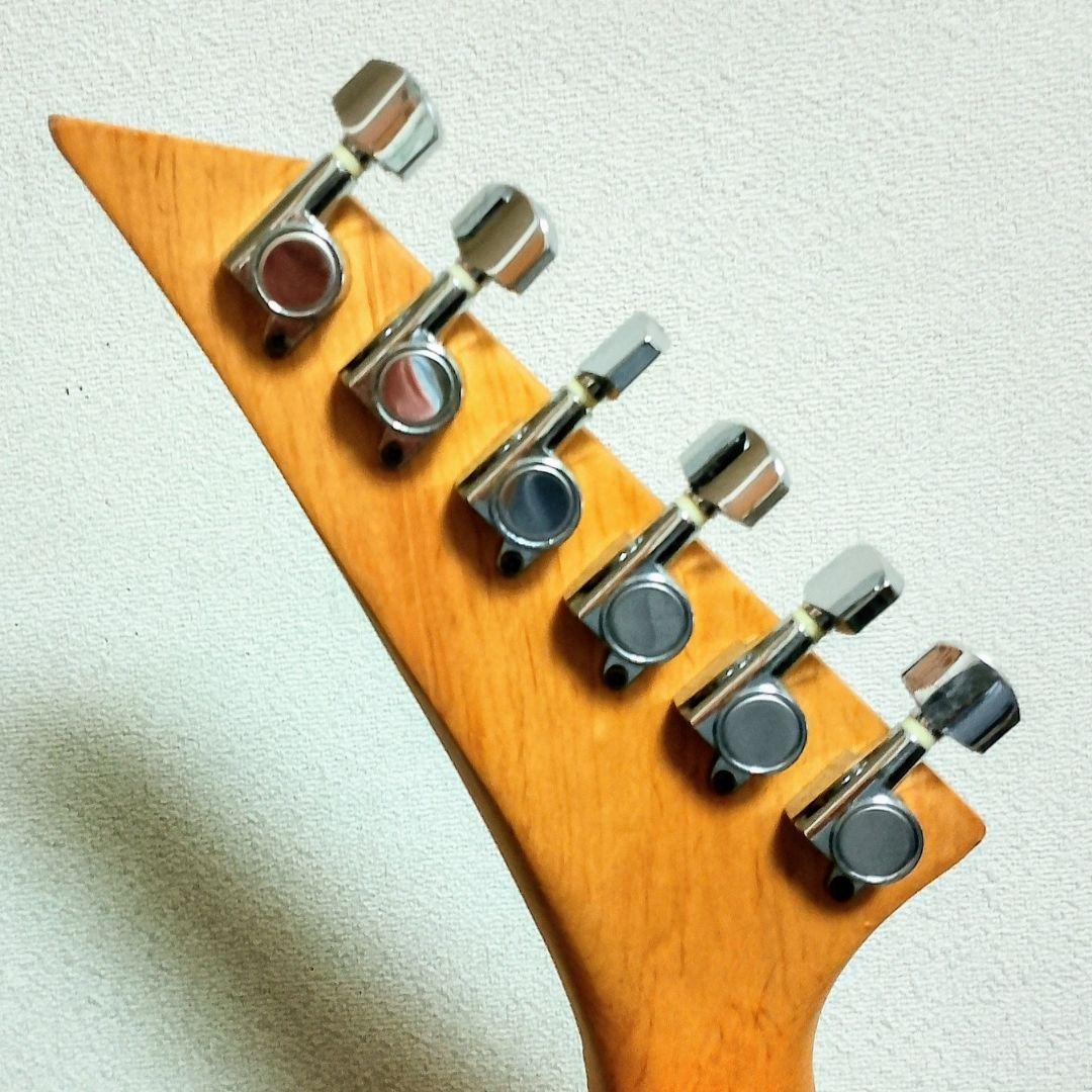 Flavor エレキギター トレモロユニット搭載 弦は新品に交換済み