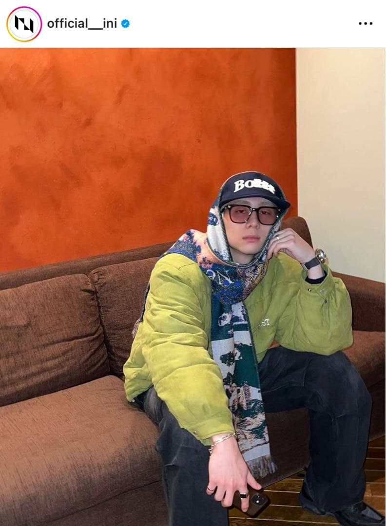 INI 西洸人 着用】Montmartre New York マフラー - メルカリ