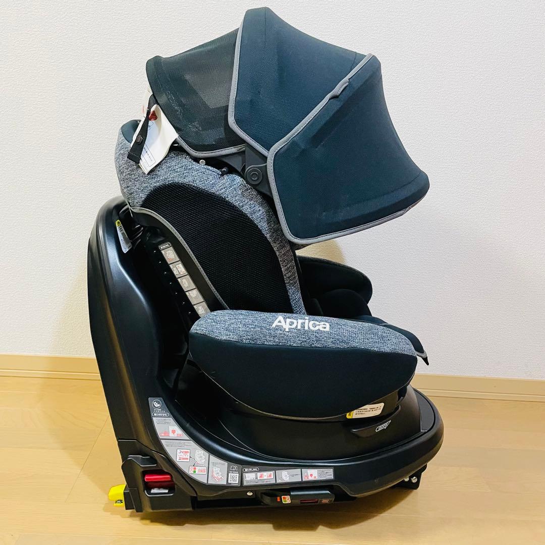 美品✨　Aprica チャイルドシート フラディアグロウISOFIX AC 黒