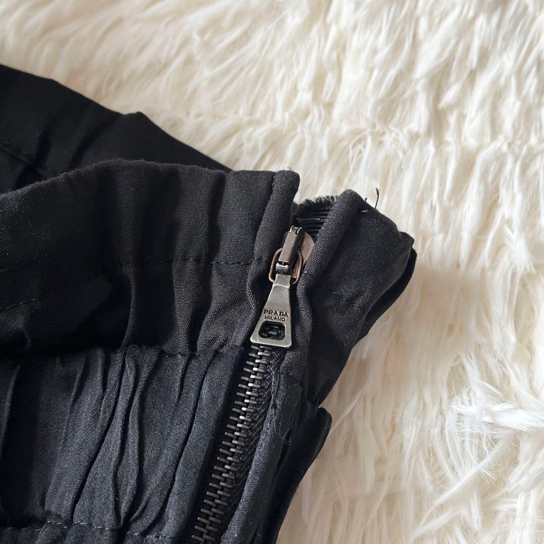 ダメージありPRADA プラダ タイトスカート ブラック リボン シワ加工