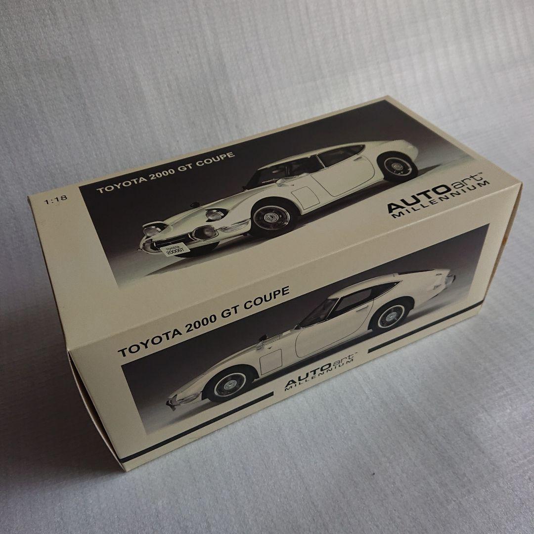 【初期箱】オートアート 1/18 トヨタ2000GT 白【未使用品】送料込み