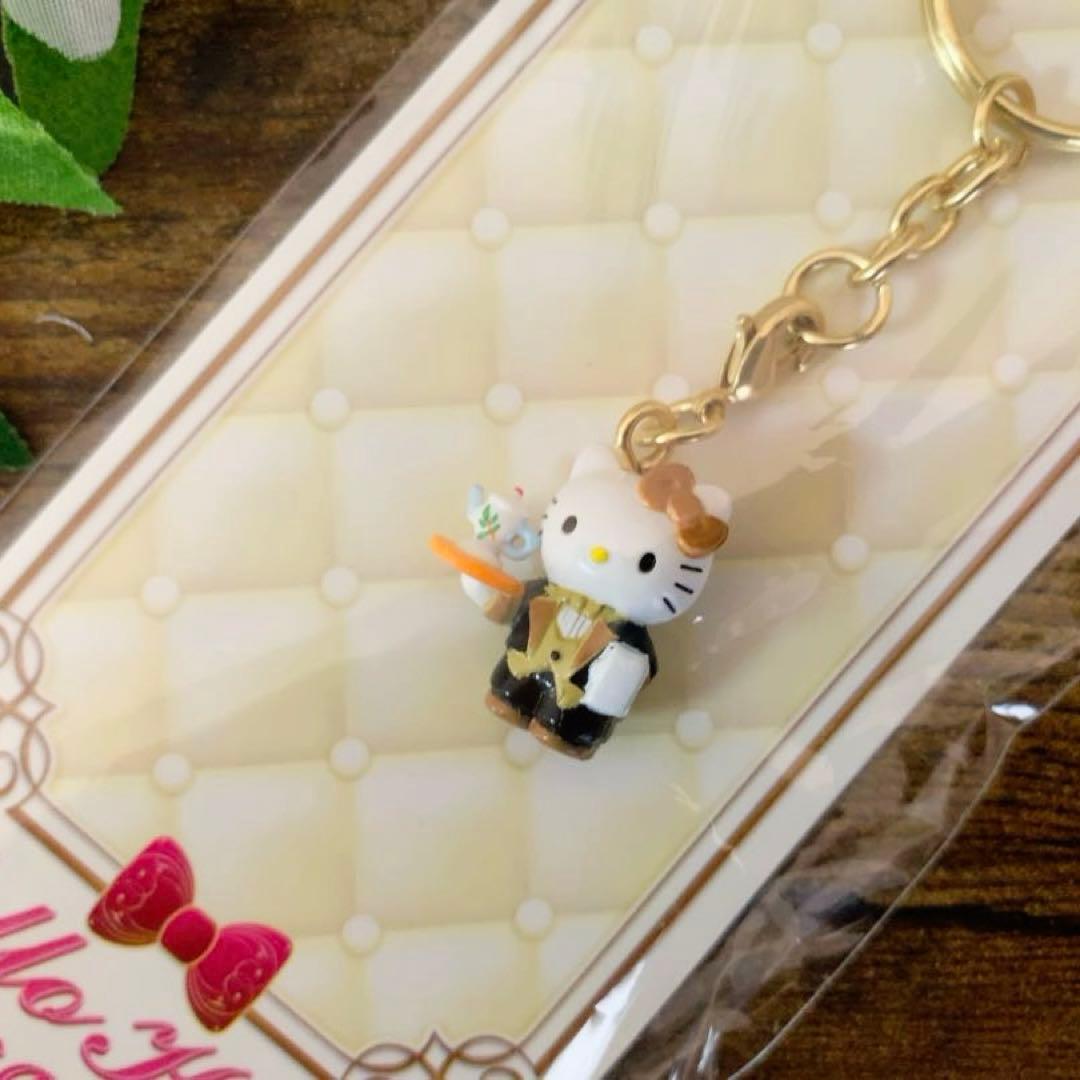 ☆希少激レア☆入手困難　ハローキティ 乙女の執事 　限定　執事　ストラップ