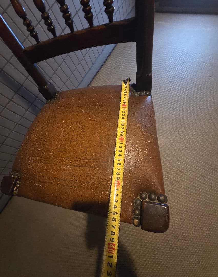 希少 セオドア アレクサンダー？ 木製スピンドルバック椅子 高さ約100cm