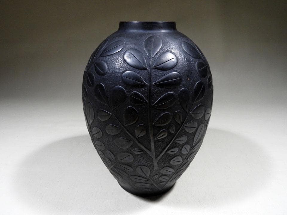 未使用品、供箱付 南部虎山工房前田知行造 12型 南部鉄瓶 南部鉄器