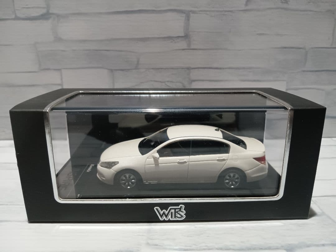1/43 ホンダ　インスパイア　ミニカー　プレミアムホワイトパール 1/43 ホンダ インスパイア ミニカー プレミアムホワイトパール 1/43