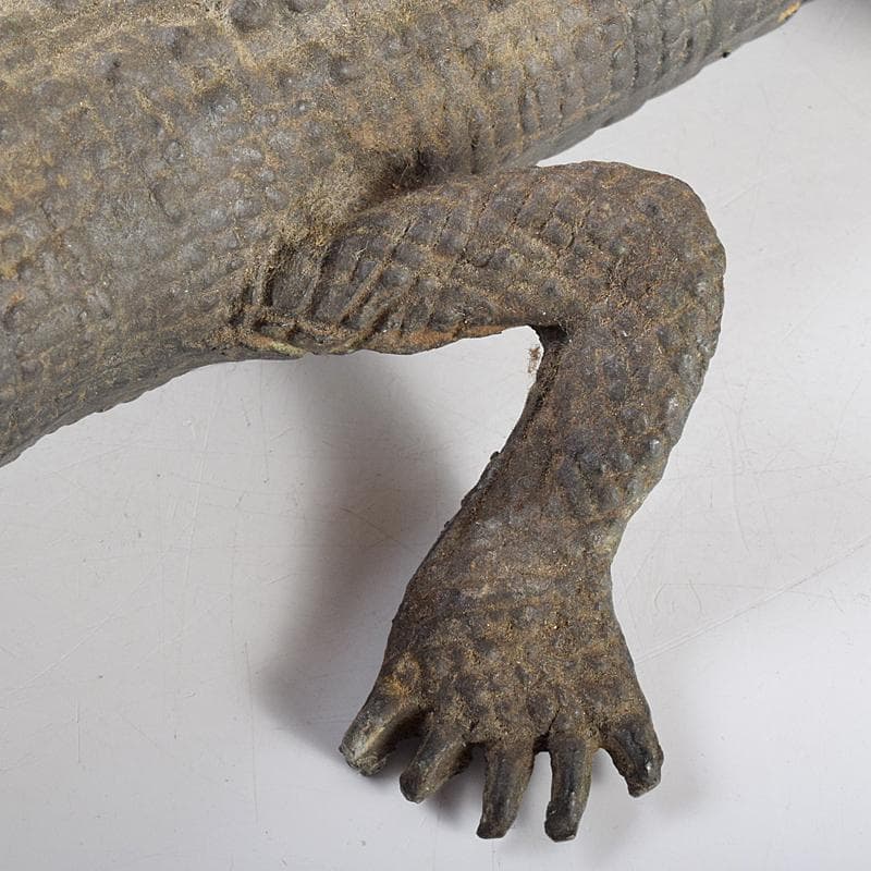 ヤマ 　時代金工　古銅　鰐　ワニ　置物　約845g　V　R7680