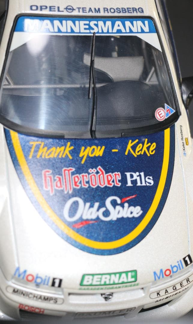 超希少ミニチャンプス(UTモデル)オペル　チームロズベルグDTM仕様　1/18