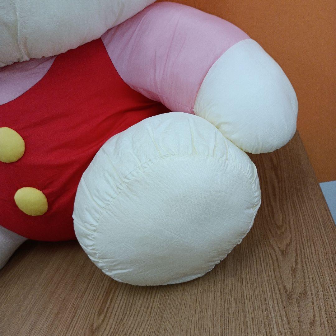 ハローキティ　ぬいぐるみ　高さ約77cm　超特大サイズ　HELLO KITTY
