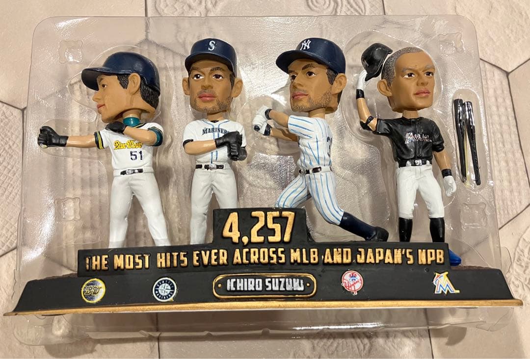 未展示品 世界360個限定】 イチロー ボブルヘッド 4257安打達成記念