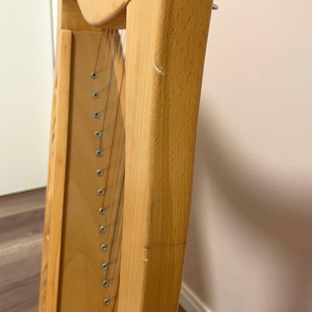 木製ハープ19弦 彫刻入り