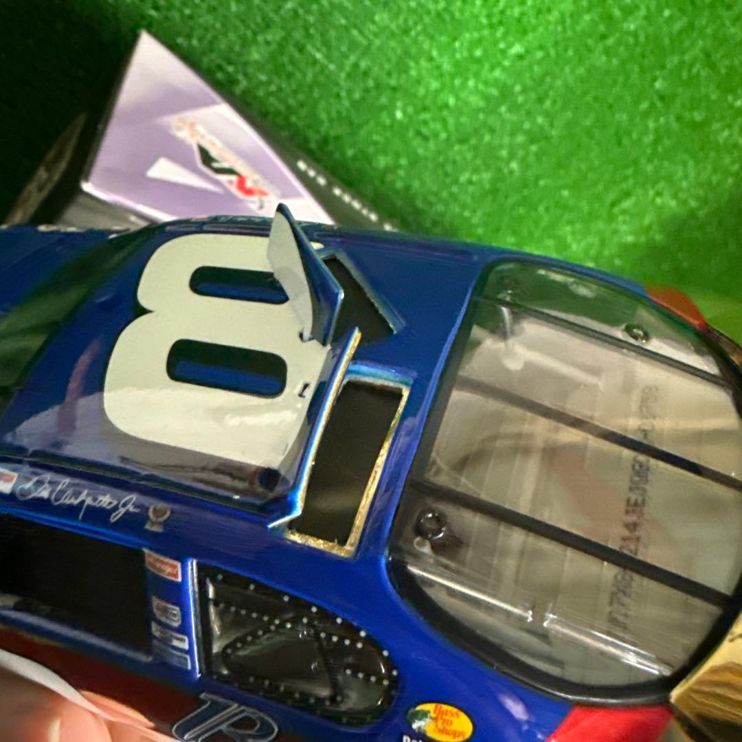 ＆【A0118】激レア 2007 デイル・アーンハートJR #8 レーシングカー