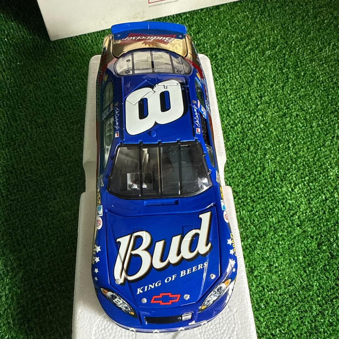 ＆【A0118】激レア 2007 デイル・アーンハートJR #8 レーシングカー