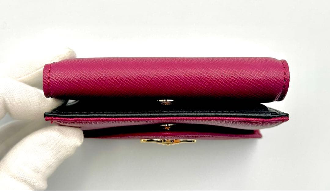 【最新✦希少】Vivienne Westwood 三つ折り財布 レッド 赤