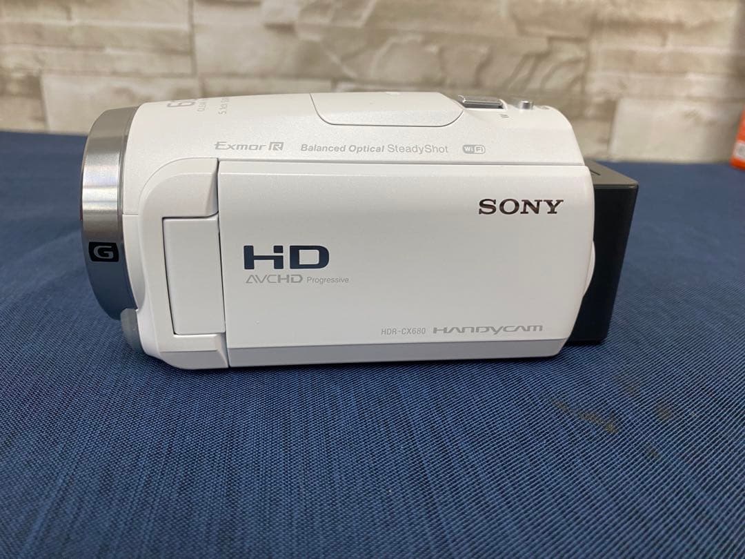 【美品】SONY HDR-CX680 ビデオカメラ ホワイト　ケースおまけ付き