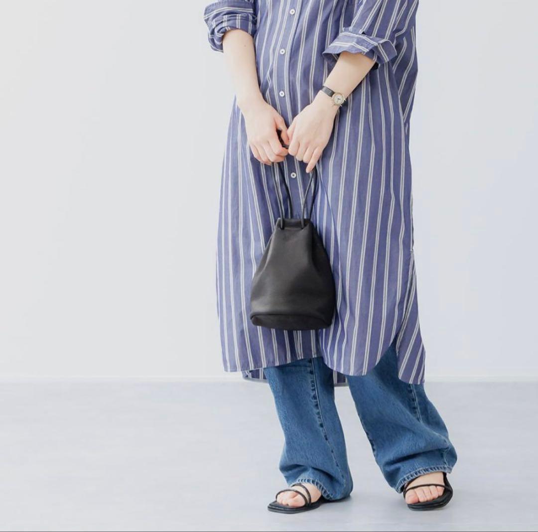 モルミルス mormyrus レザー 巾着バッグ 本革 巾着ショルダー 黒