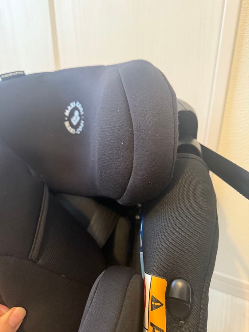 MAXI-COSI AxissFix Plus チャイルドシート ブラック