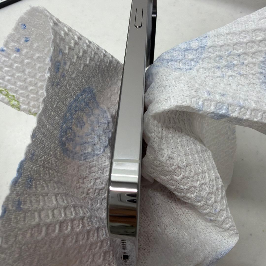 iPhone 14Pro シルバー　256GB SIMフリー