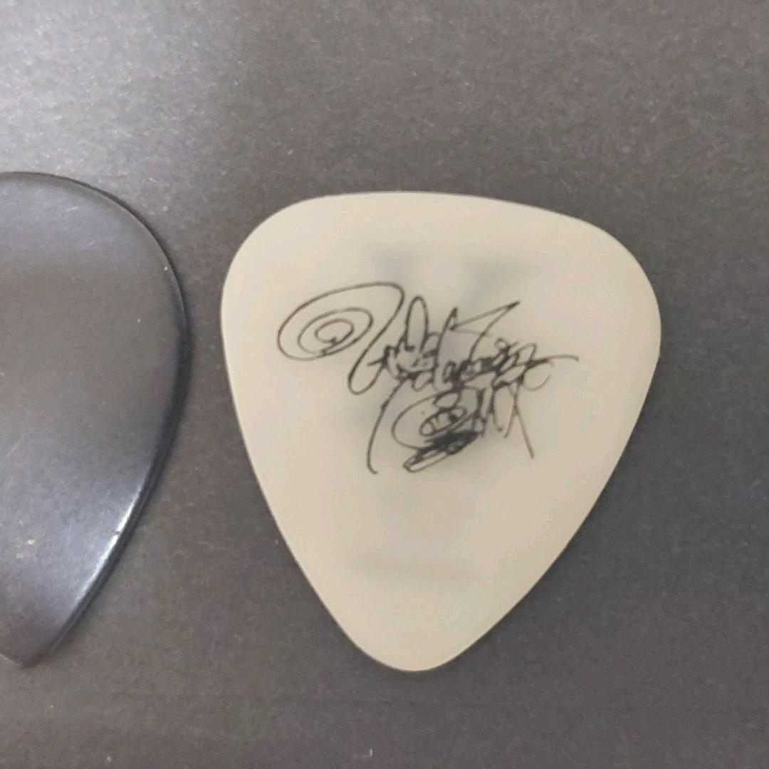 X japan hide ギター ピック サイン デザイン - メルカリ