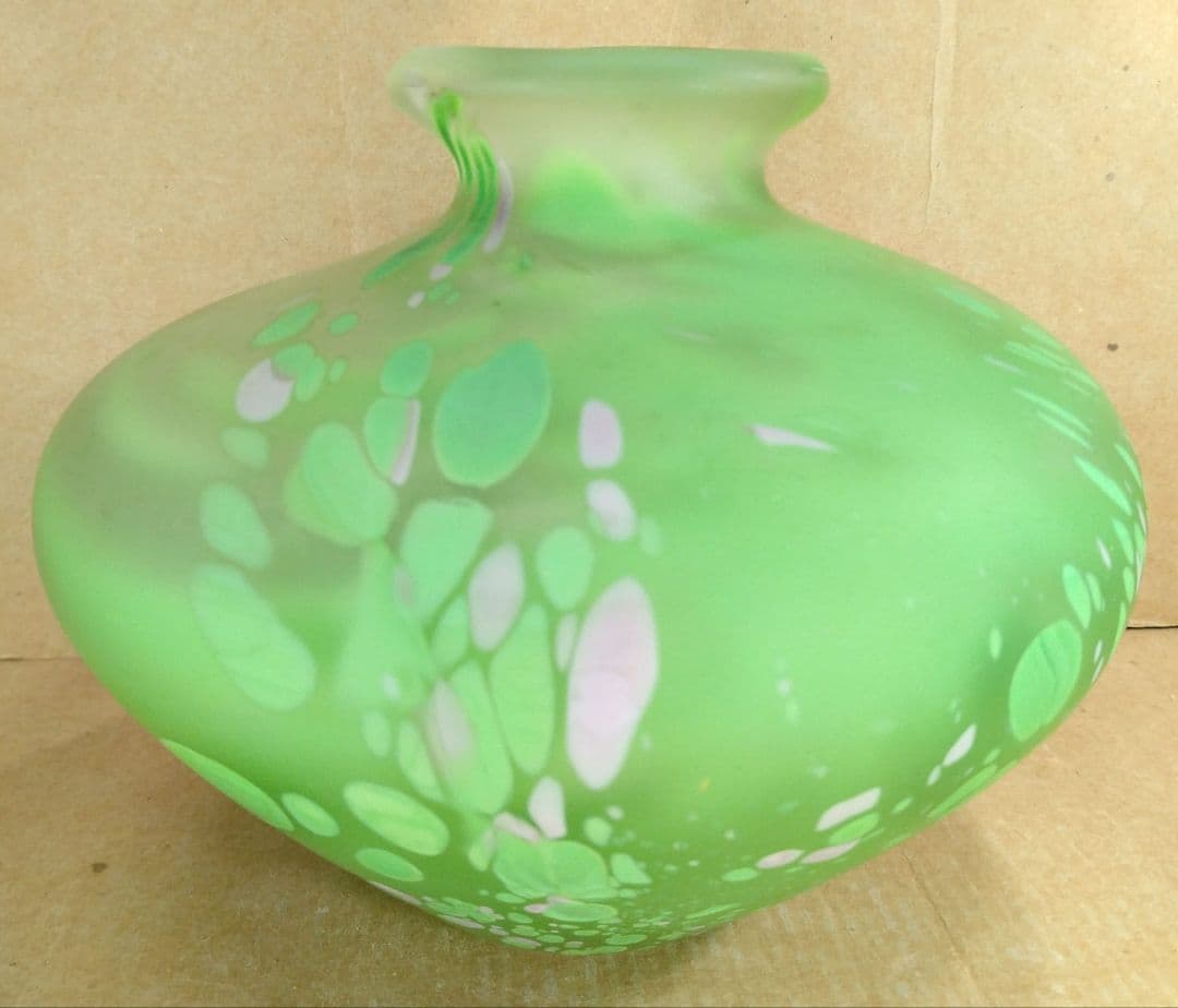 本物保証】藤田喬平 手吹 金彩花瓶(緑色系) 共箱 栞 w16㎝超