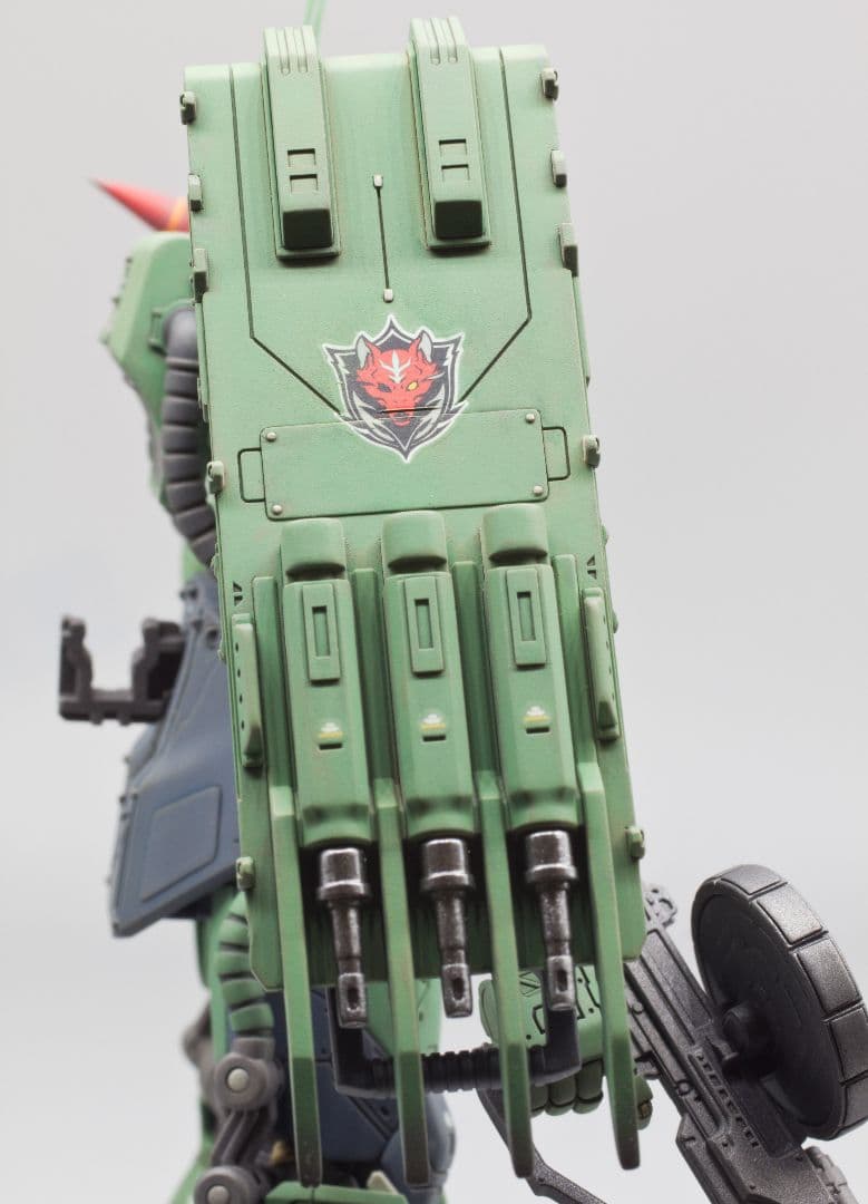 復讐のレクイエム」HG 1/144 ザクII F型チャブス機 全塗装 完成品
