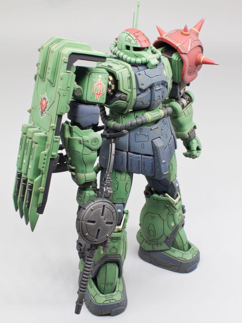 復讐のレクイエム」HG 1/144 ザクII F型チャブス機 全塗装 完成品