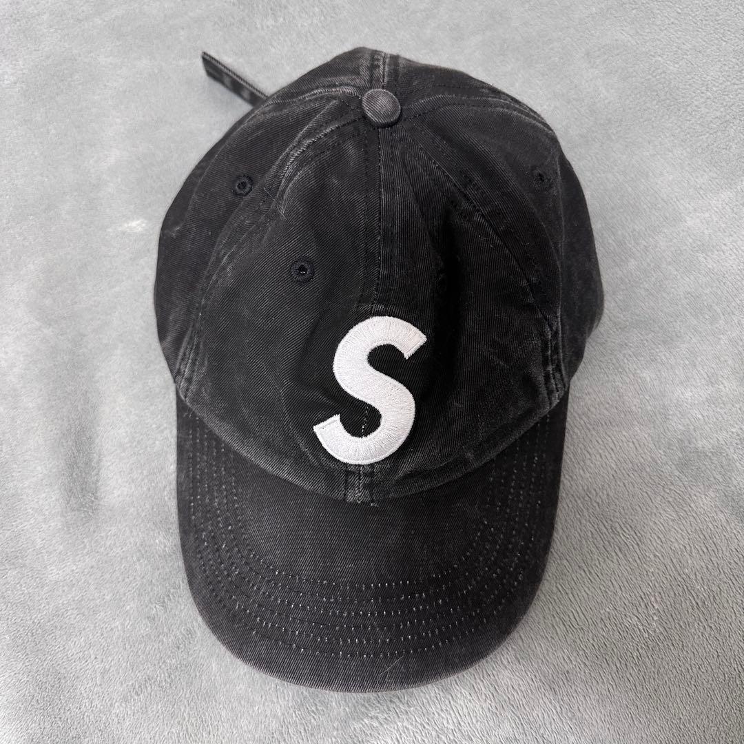 Supreme ブラックキャップ Sロゴ刺繍 - メルカリ