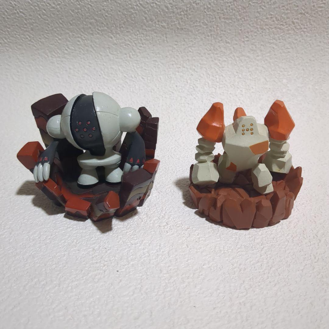 立体ポケモン図鑑 レジスチル レジロック フィギュア モンコレ 土台