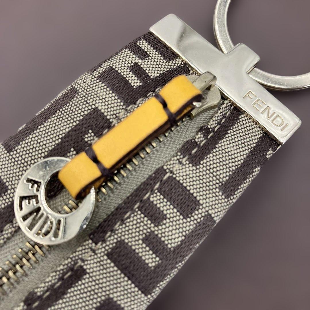 【超美品】FENDI ケース ブラウン・ゴールド