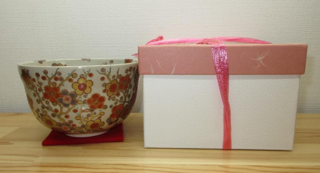 送料込【逢絢亭・新品】茶道具 茶碗 美濃焼 御本手 梅林の図 宮地英香 紙箱入り