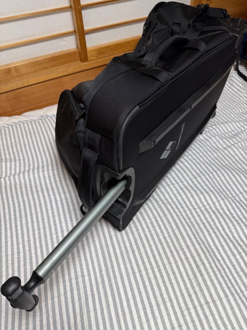 モンベル ウィリーバッグ キャリーケース ブラック レインカバー TASロック