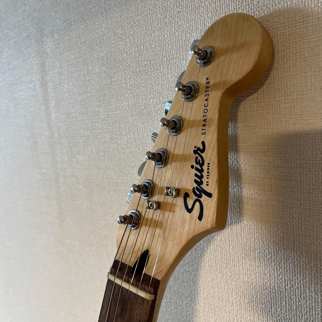 ギター squier by fender stratocaster