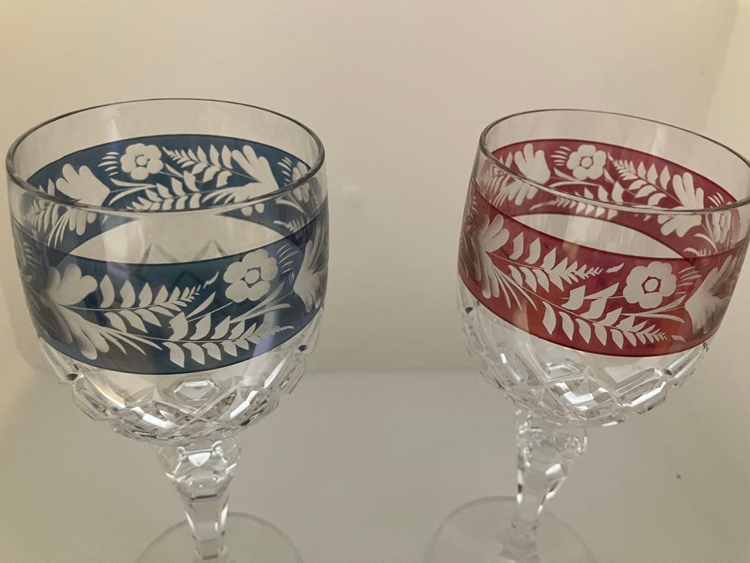 青赤エッチングデザインクリスタルグラス ボヘミアングラスの通販はau