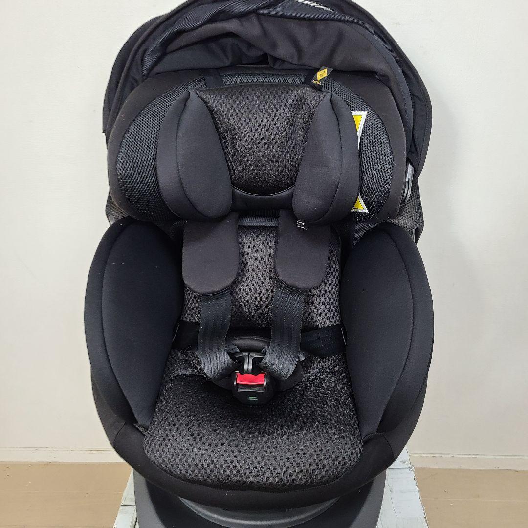 m*☻様 ほぼ新品 コンビ チャイルドシート THE S ISOFIX ZC-7