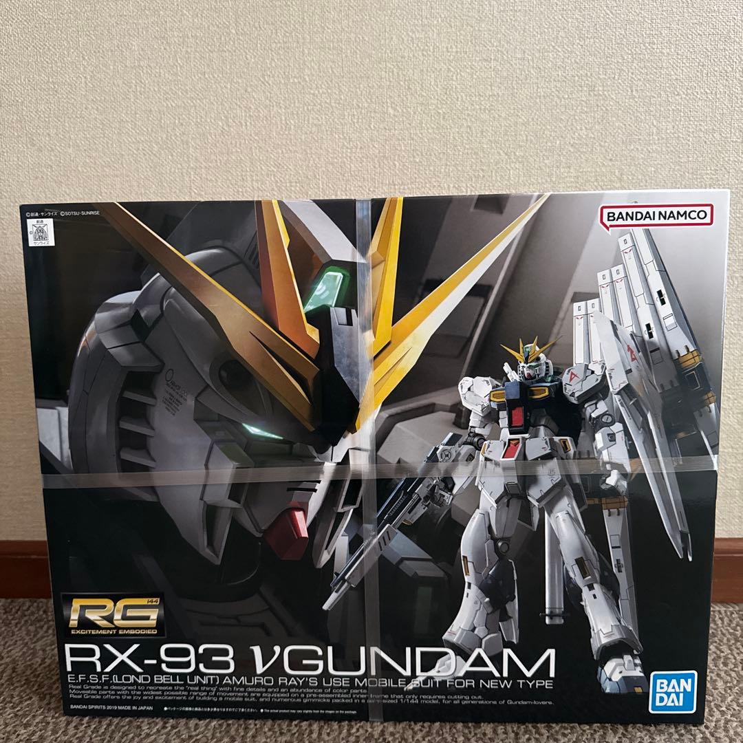 RG RX-93 Vガンダム & MSN-04 サザビー セット | Shop at Mercari from
