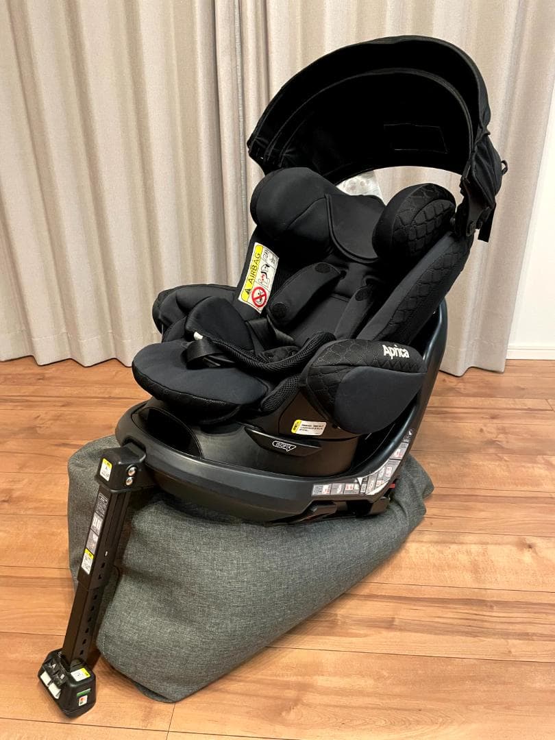 【美品】Aprica ブラック ベビーシート ISOFIX