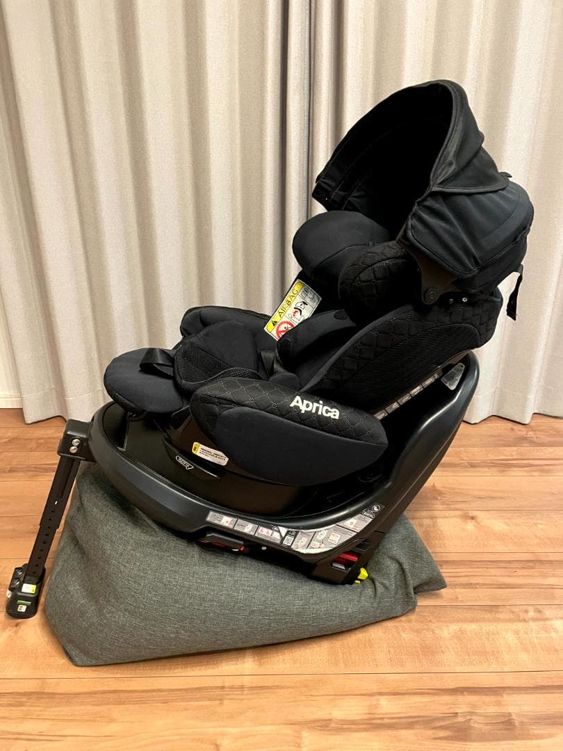 【美品】Aprica ブラック ベビーシート ISOFIX