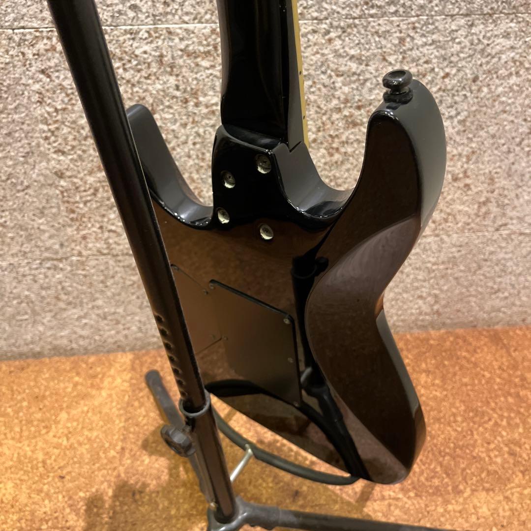 【グラスルーツ】ホライゾン（ストラトキャスター）　※弦、ギタースタンド付