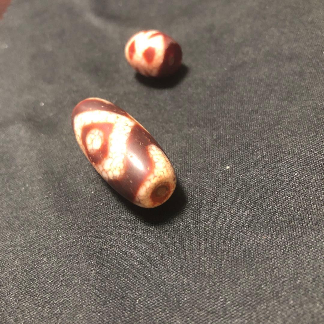 特価‼️西蔵老礦紅朱砂龍紋虎牙金剛星辰天地天珠、金剛