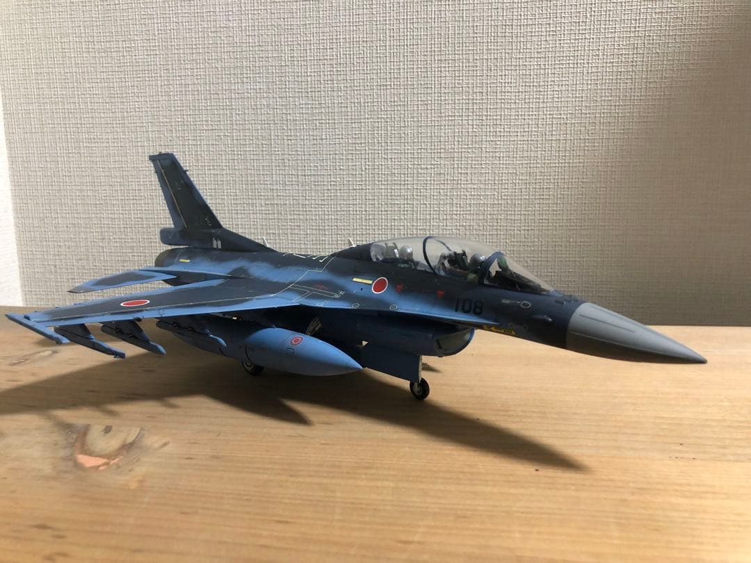 航空自衛隊 F-2B プラモデル