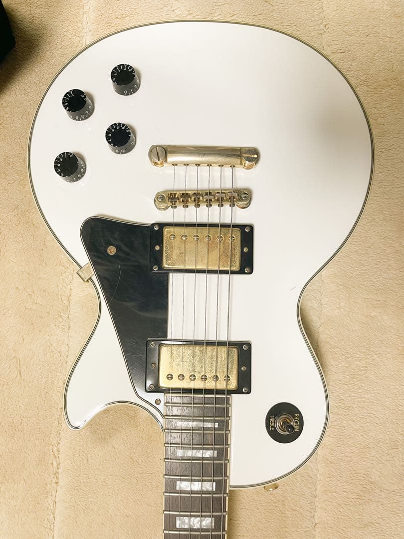 新品弦張替済】Epiphone エレキギター レスポール カスタム ホワイト
