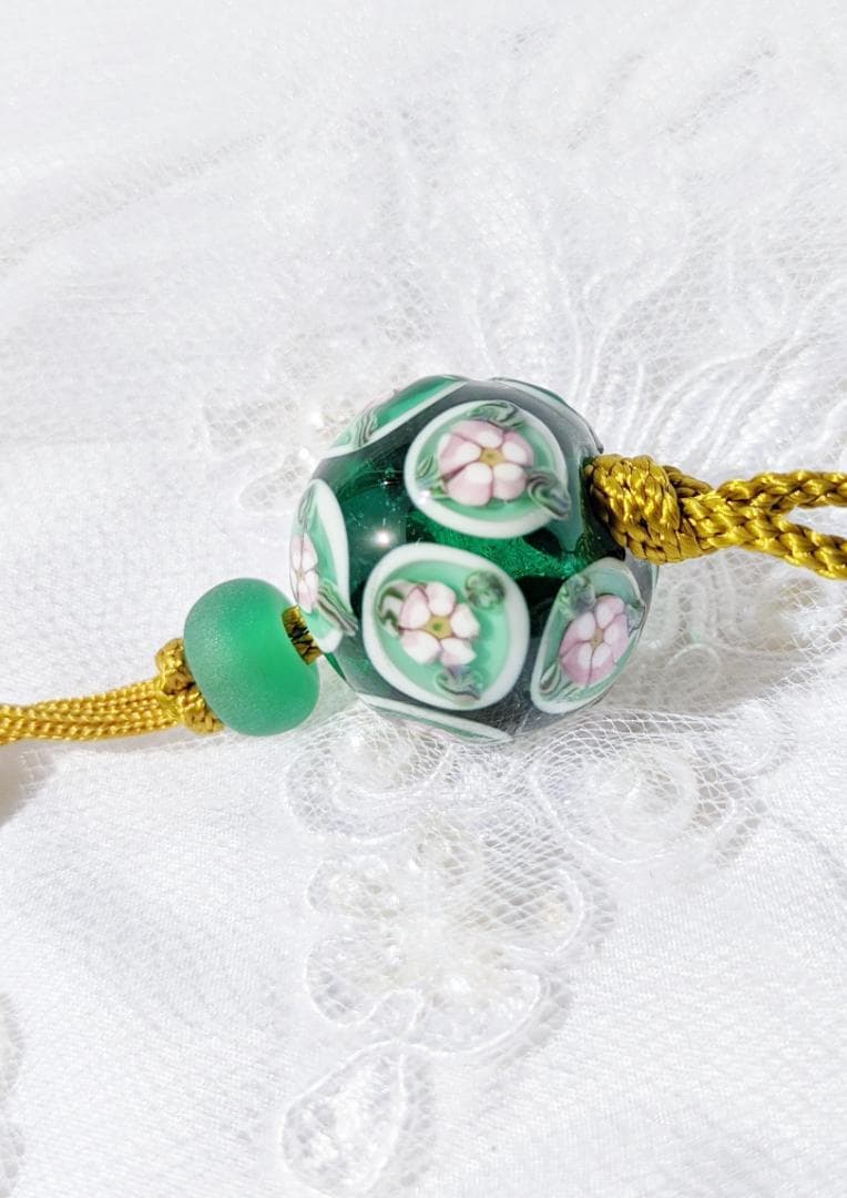 吉田正子トンボ玉（貳拾壹） 「江戸組み紐」ネックレス ガラス玉に込め