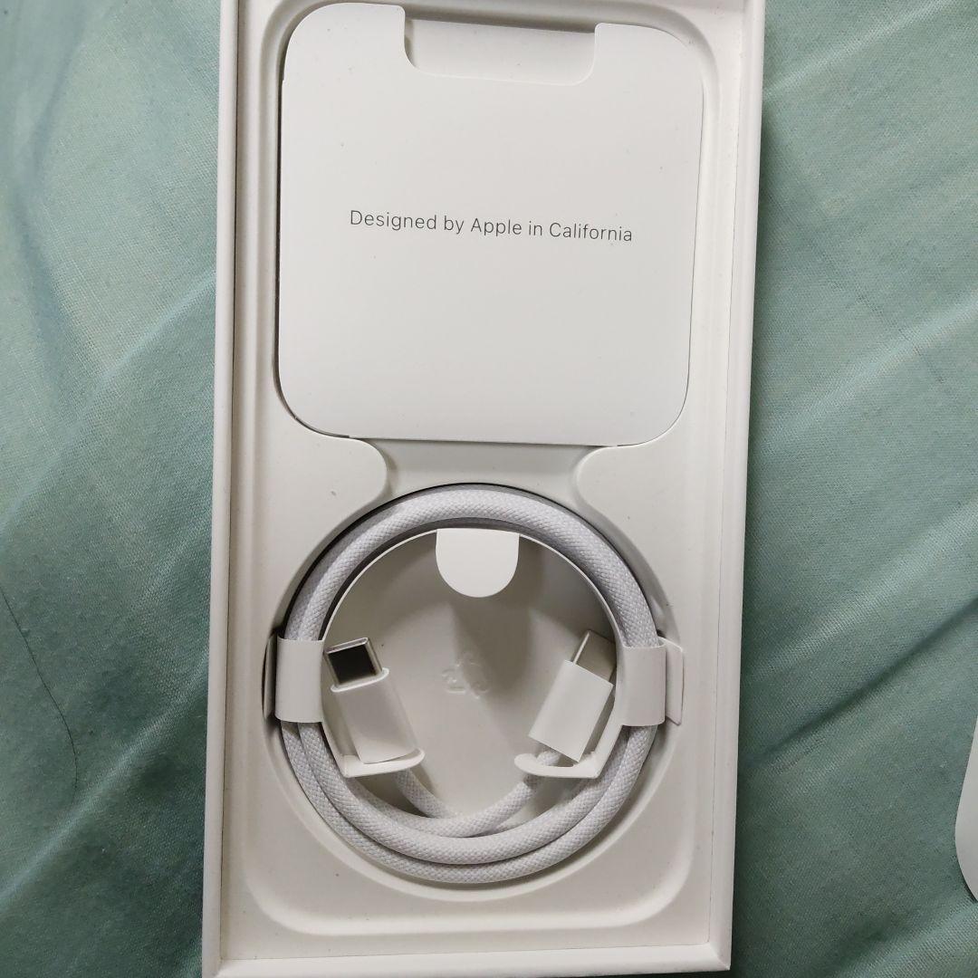 ジャンク】Apple iPhone 15 グリーン 本体【画面破損】