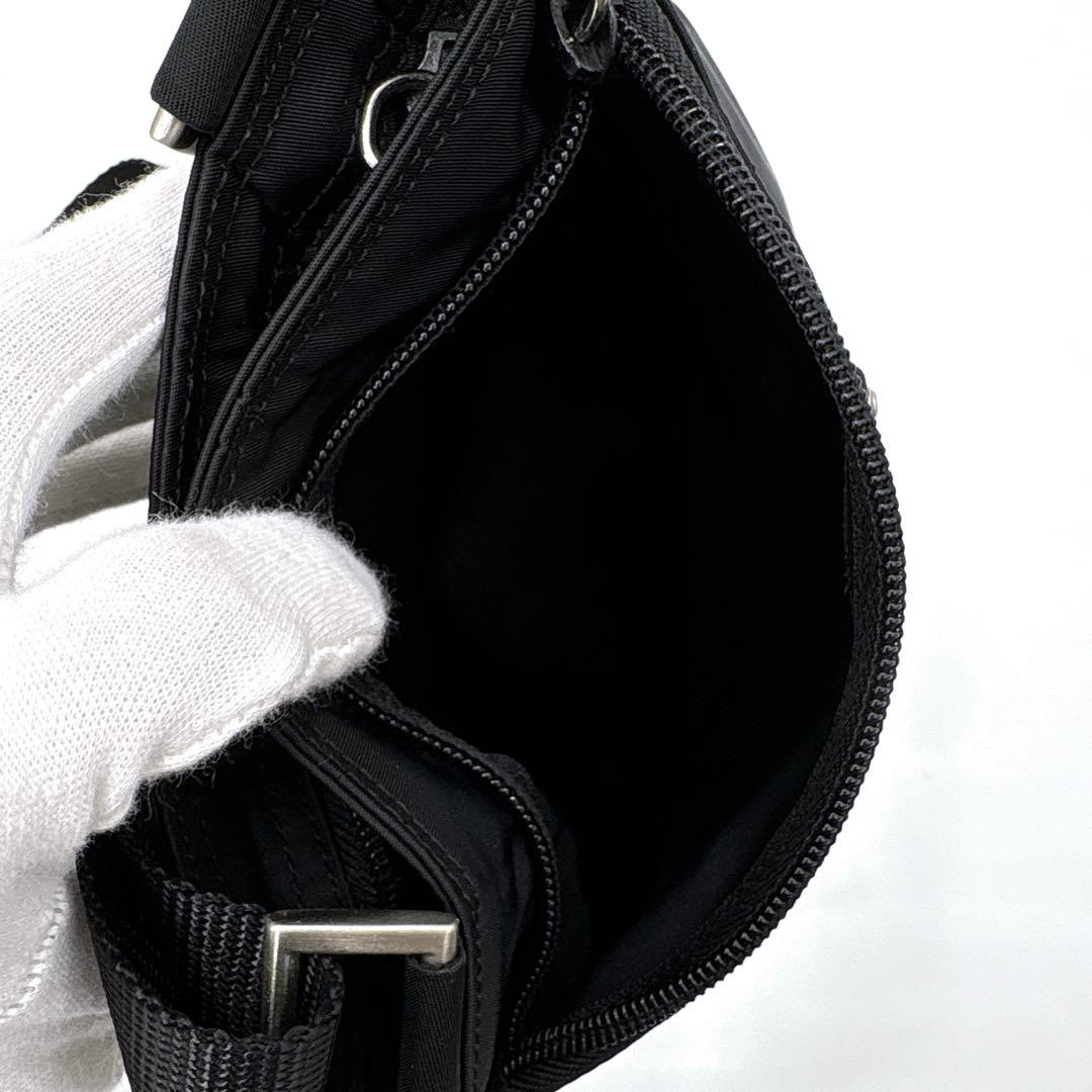 極美品 PRADA プラダ ショルダーバッグ サコッシュ ナイロン ブラック