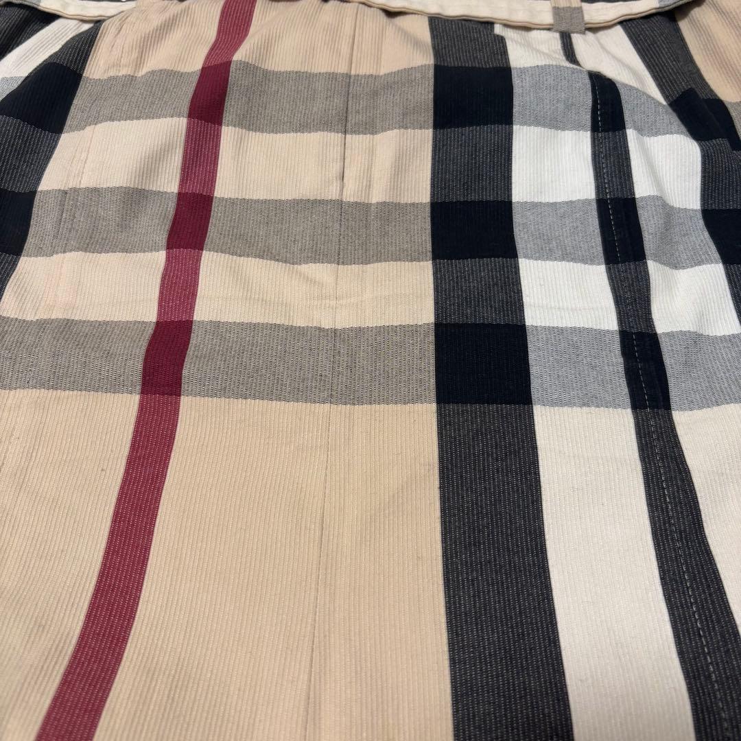 バーバリーチェック柄 スカート ベルト付き　38