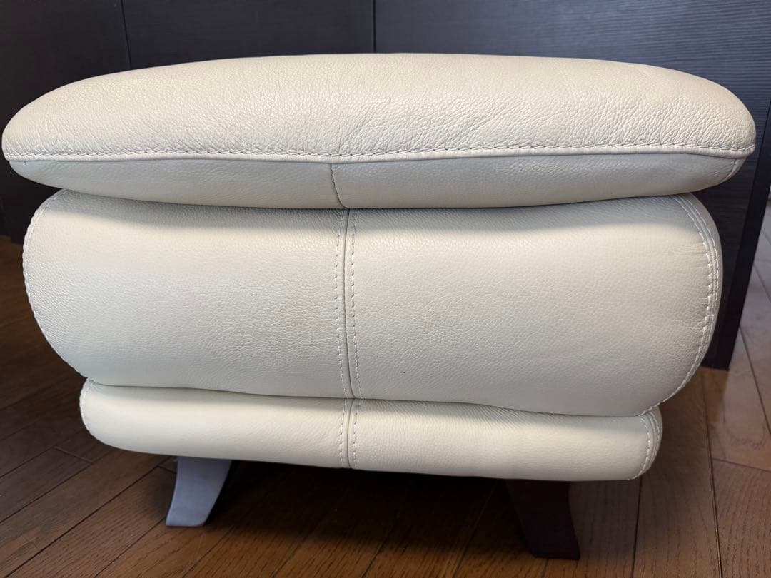 高級 IDC大塚家具 レザー 総革　オットマン