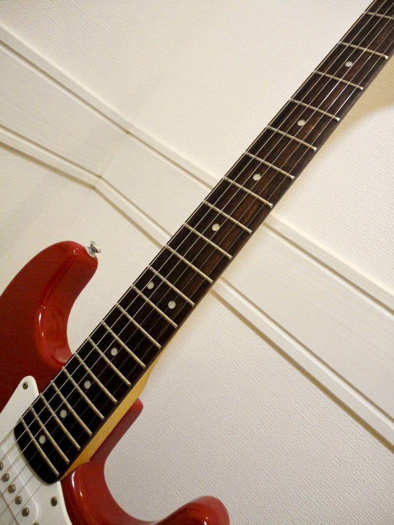 【メンテ済】Squier ストラトキャスター ダコタレッド