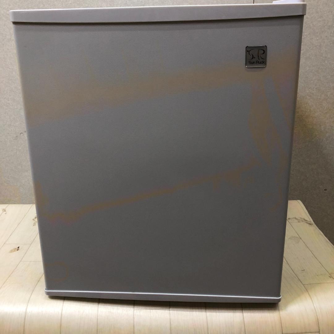 送料無料】 サンルック SR-R4802 電子冷蔵庫 48L 250529