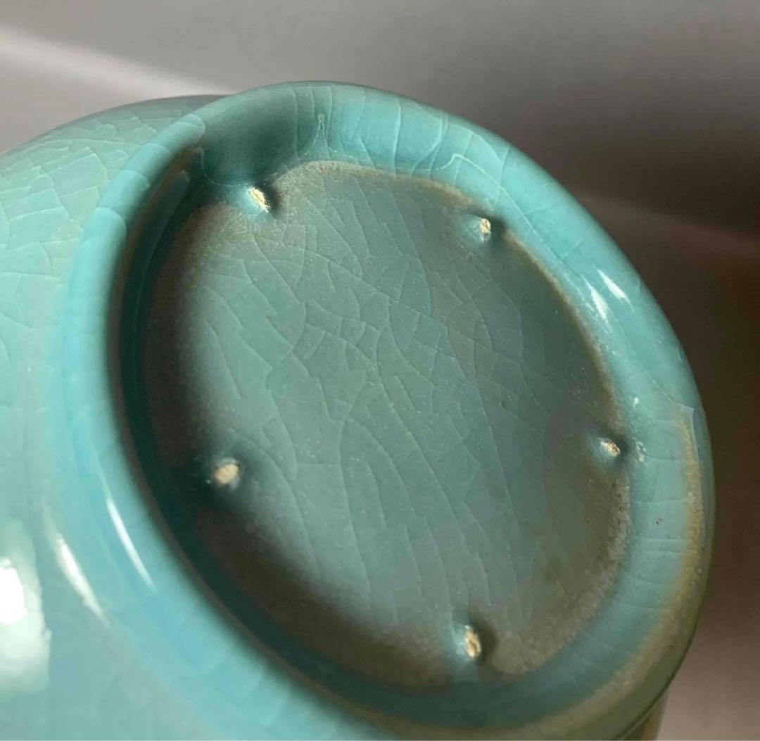 中国 横筋のある瓶　u6230950