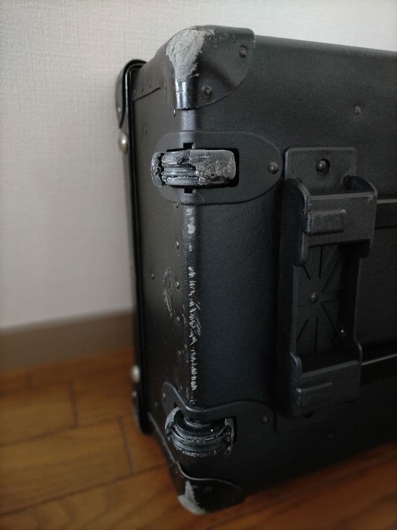 グローブトロッター キャリーケース メンテナンス要