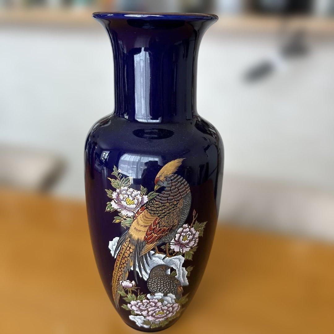 濃紺 陶器製 花瓶 鳥と花の装飾 - メルカリ